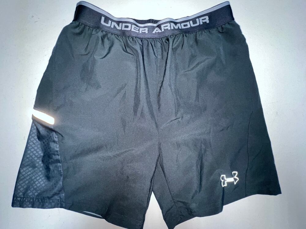 NWOT Under Armour 2-in-1 Running Shorts Women L